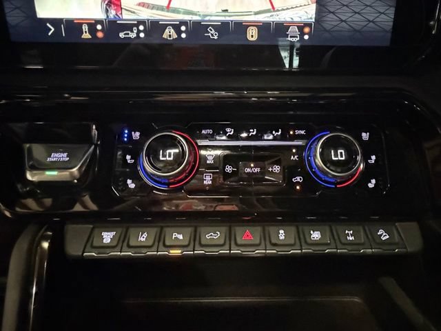 Used 2025 GMC Sierra 2500 AT4X AWD/4WD image 21