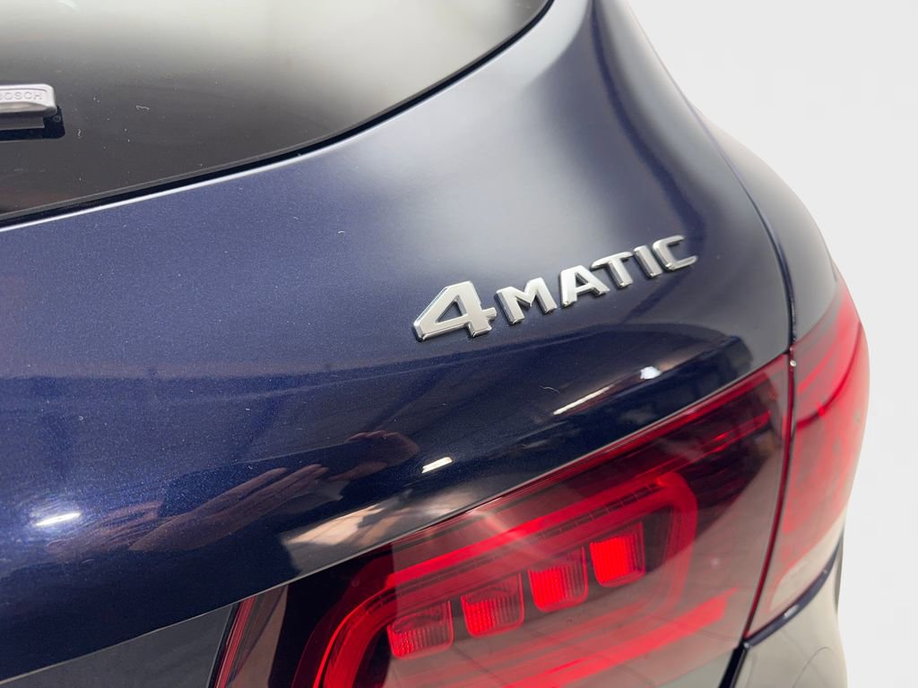 Used 2022 Mercedes-Benz GLC 300 4MATIC image 24