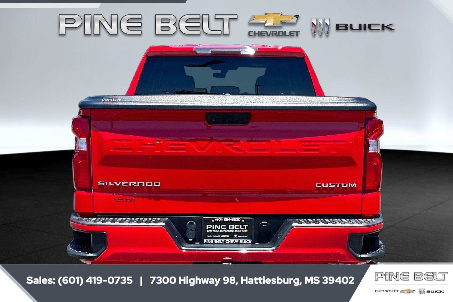 Used 2019 Chevrolet Silverado 1500 Custom w/ Custom Convenience Package RWD image 4