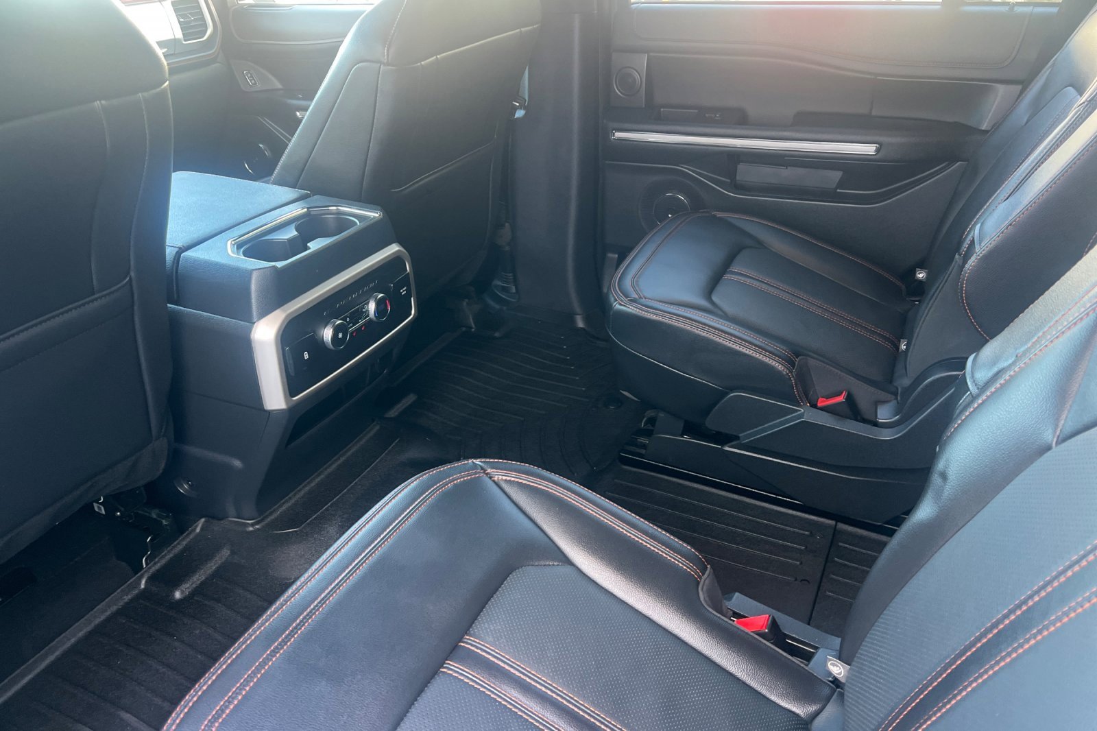 Used 2024 Ford Expedition Timberline image 9