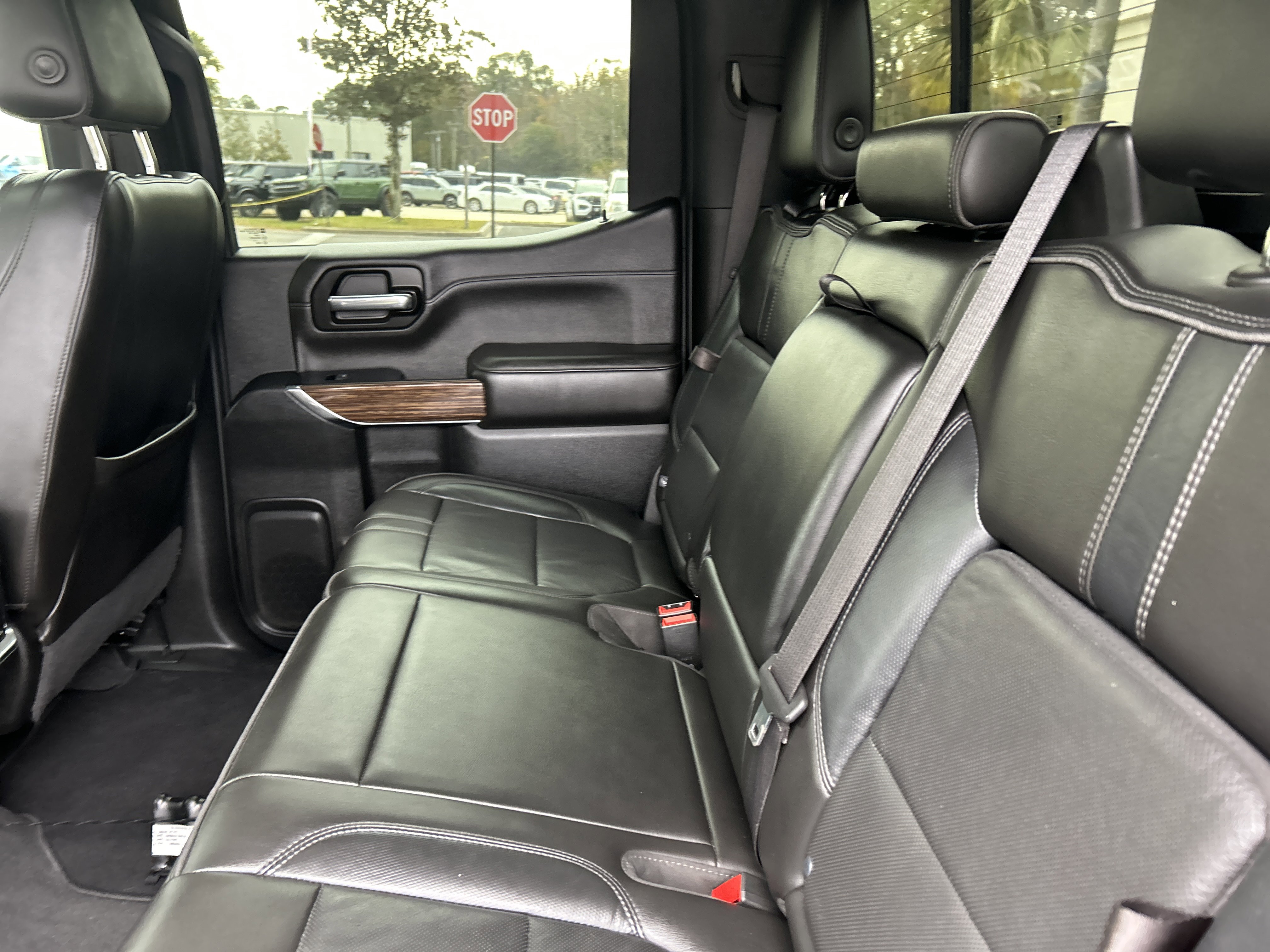 Used 2019 Chevrolet Silverado 1500 High Country w/ Technology Package image 19