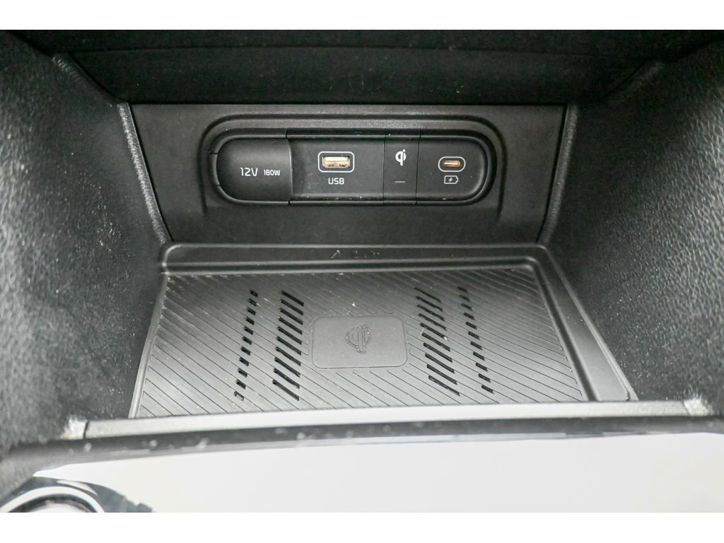 Used 2023 Kia Sportage EX image 17