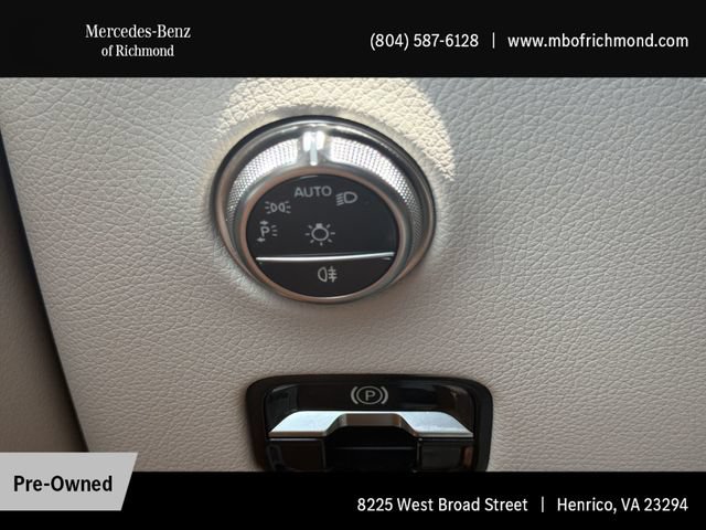 Used 2025 Mercedes-Benz GLC 300 4MATIC image 23
