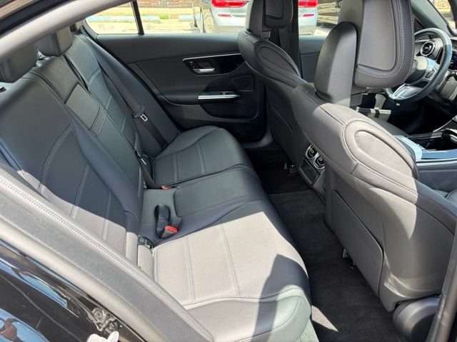 Used 2025 Mercedes-Benz C 300 Sedan image 32