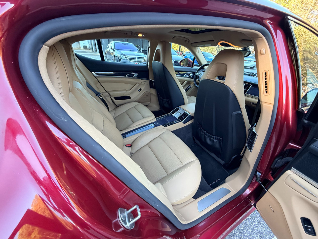 Used 2016 Porsche Panamera Edition image 12