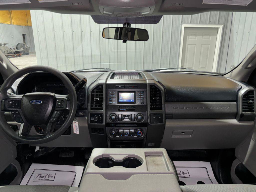 Used 2017 Ford F250 XL w/ Power Equipment Group AWD/4WD image 17