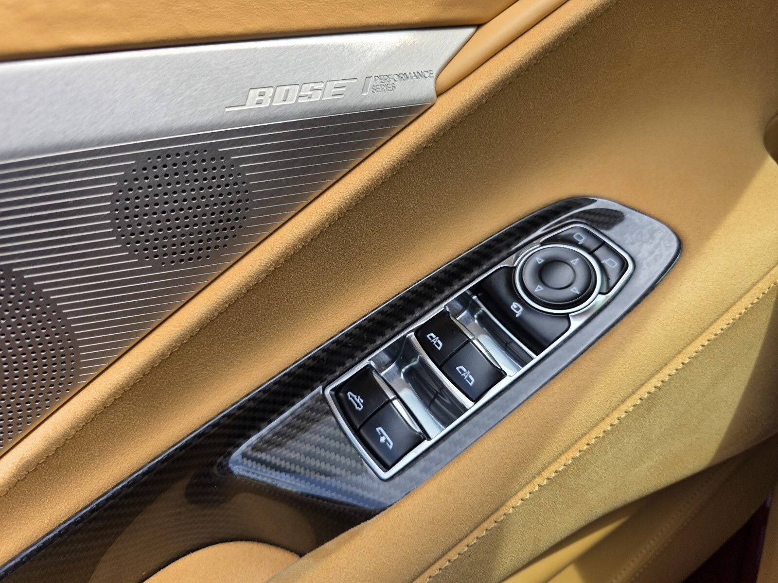 Used 2022 Chevrolet Corvette Stingray Premium Conv w/ Z51 Performance Package RWD image 19