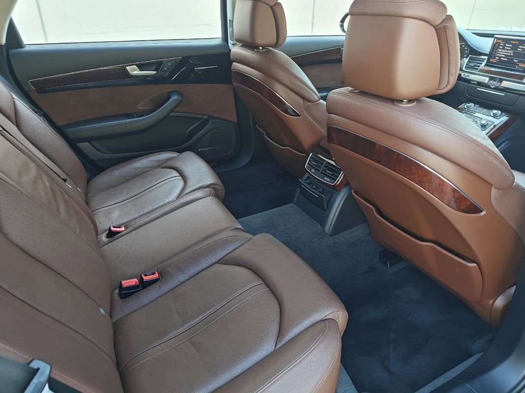 Used 2014 Audi A8 L TDI image 21
