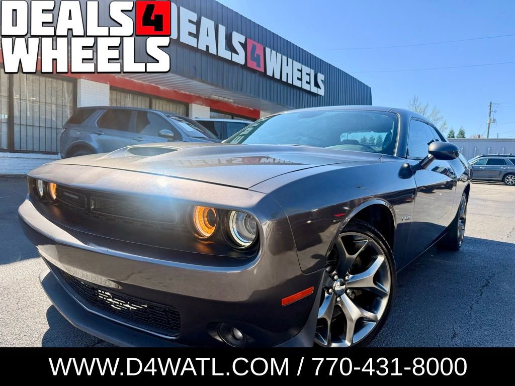 Used 2021 Dodge Challenger R/T RWD image 1