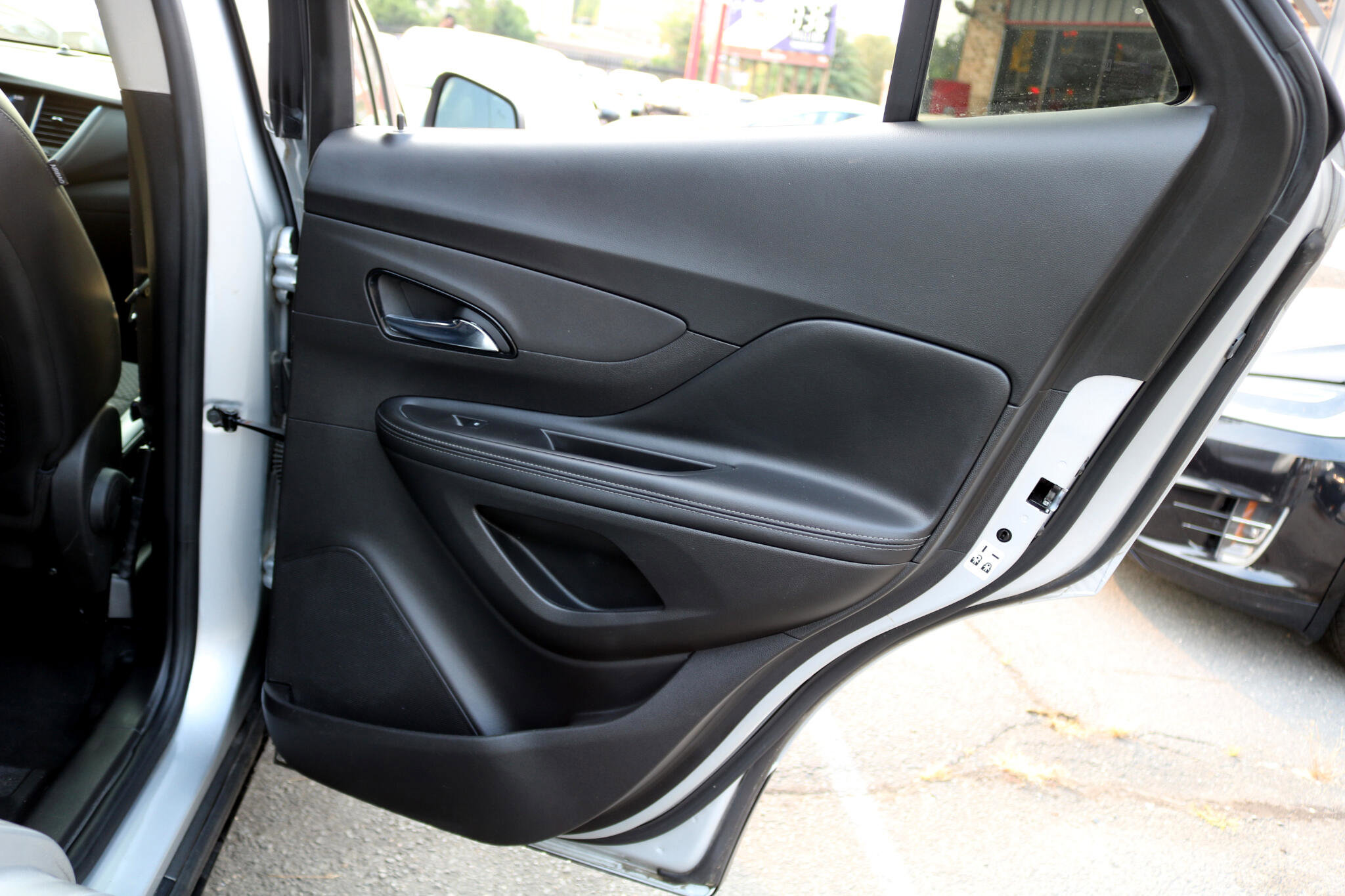 Used 2019 Buick Encore Preferred w/ Safety Package image 39