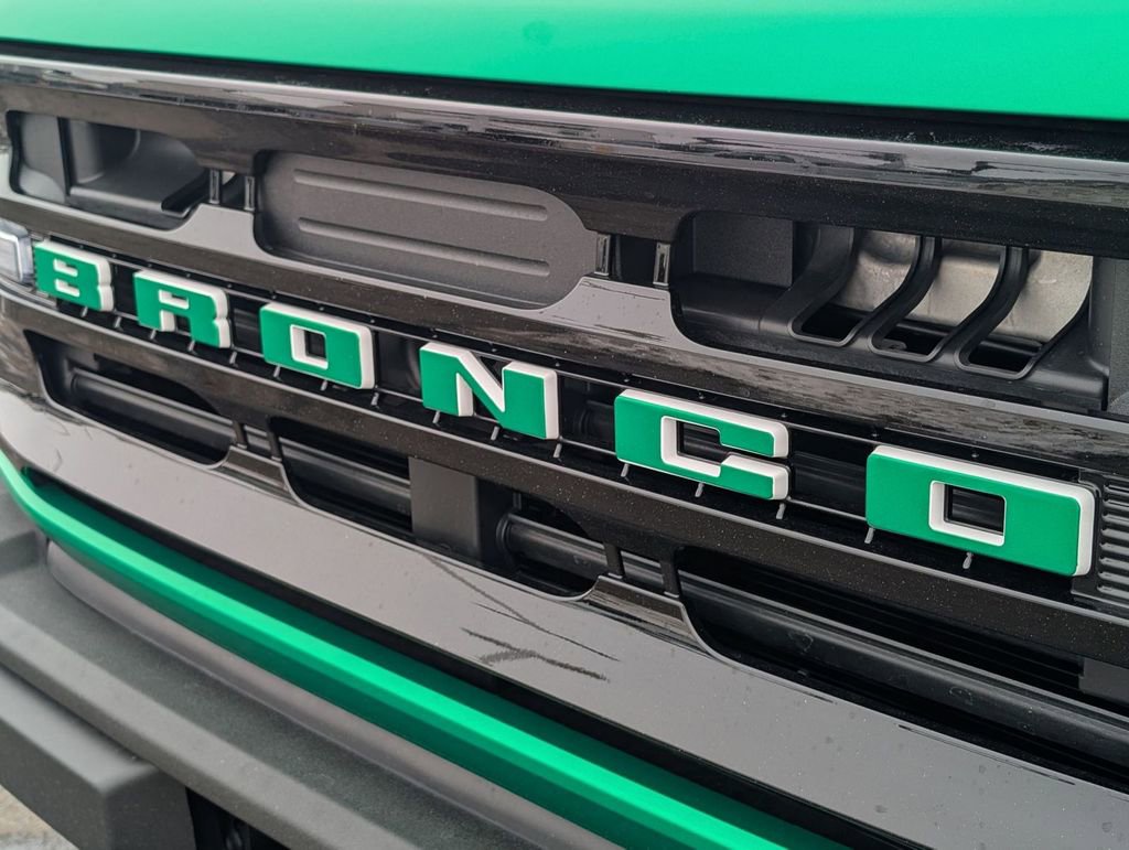 New 2025 Ford Bronco Outer Banks w/ Sasquatch Package image 13