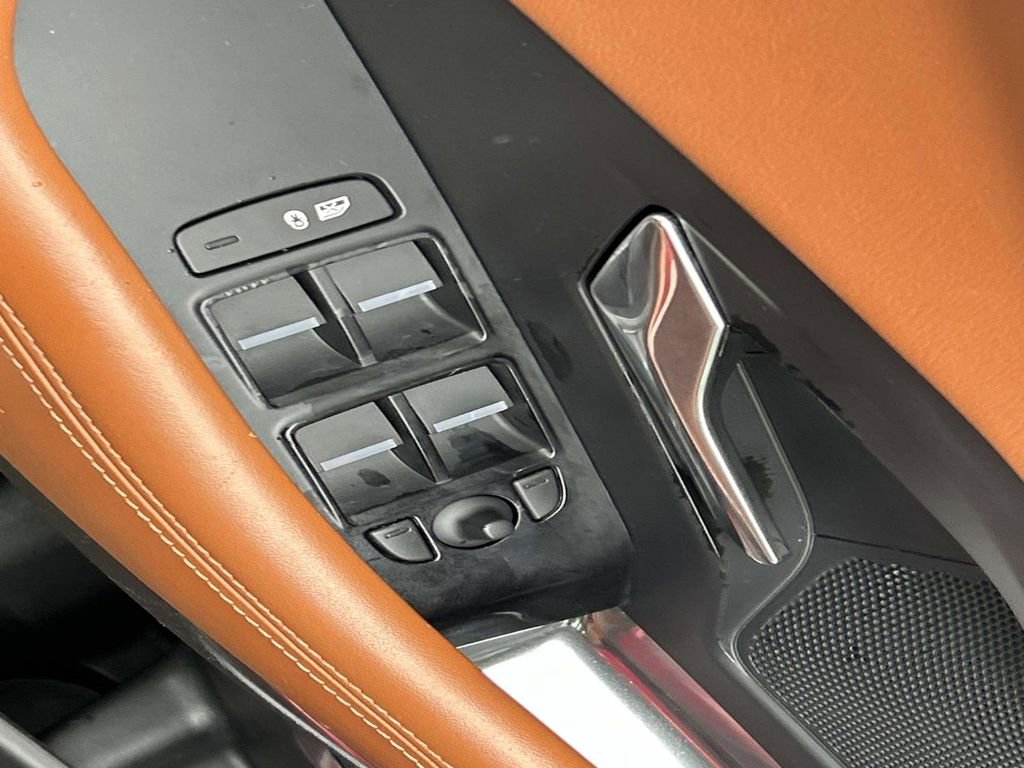 Used 2019 Jaguar E-PACE S image 19