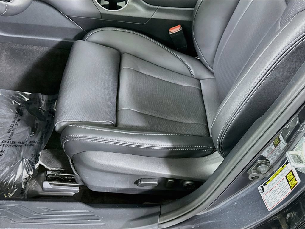 Used 2023 Subaru Legacy Limited AWD/4WD image 25