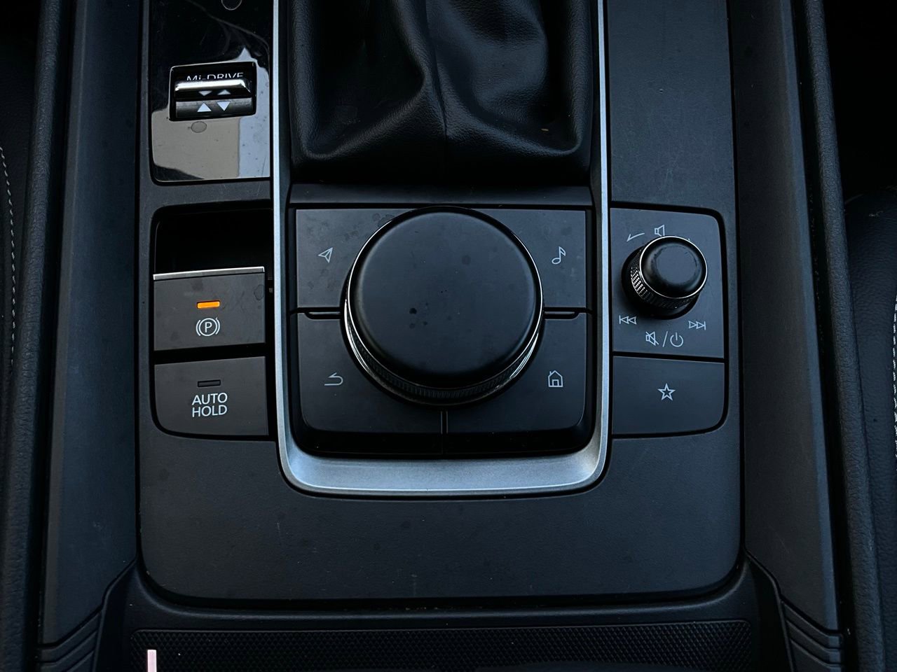 Used 2025 MAZDA CX-50 AWD 2.5 S w/ Premium Package image 26