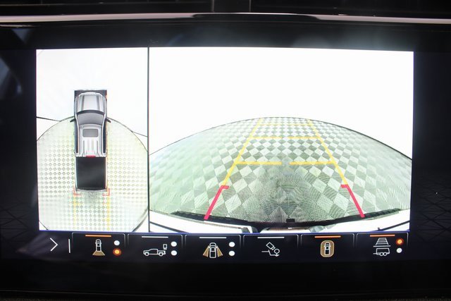 Used 2025 GMC Sierra 1500 AT4 w/ AT4 Premium Package image 5