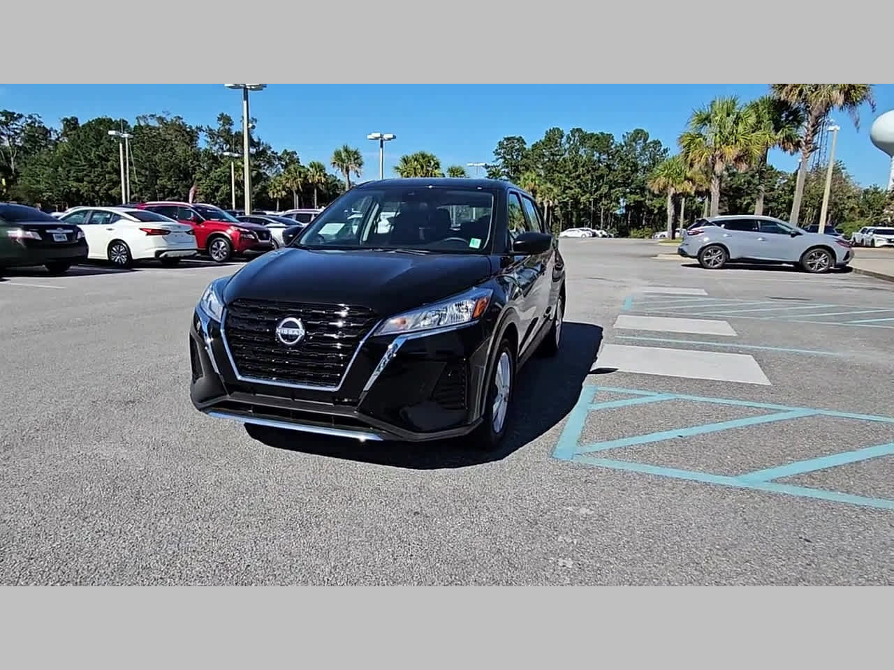New 2025 Nissan Kicks Play S image 21