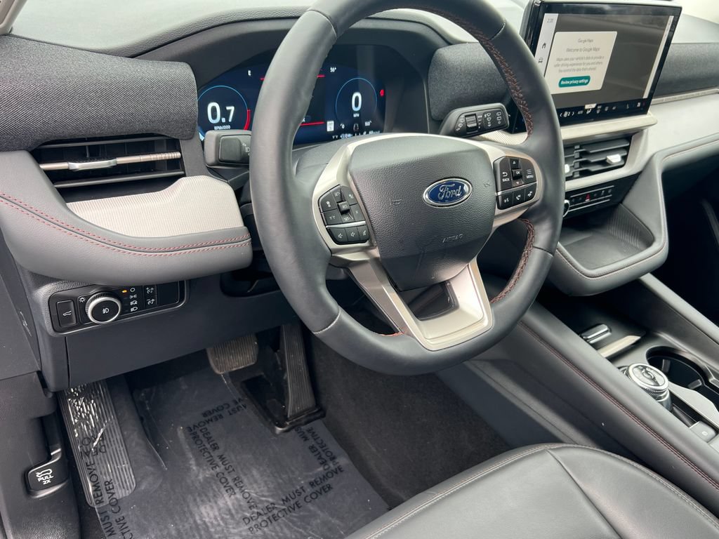 Used 2025 Ford Explorer Active w/ Active Comfort Package AWD/4WD image 24