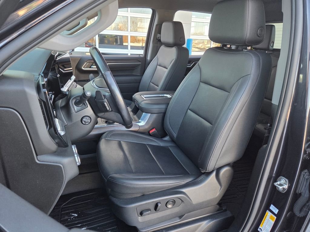 Used 2022 GMC Sierra 1500 SLT w/ SLT Premium Plus Package image 16