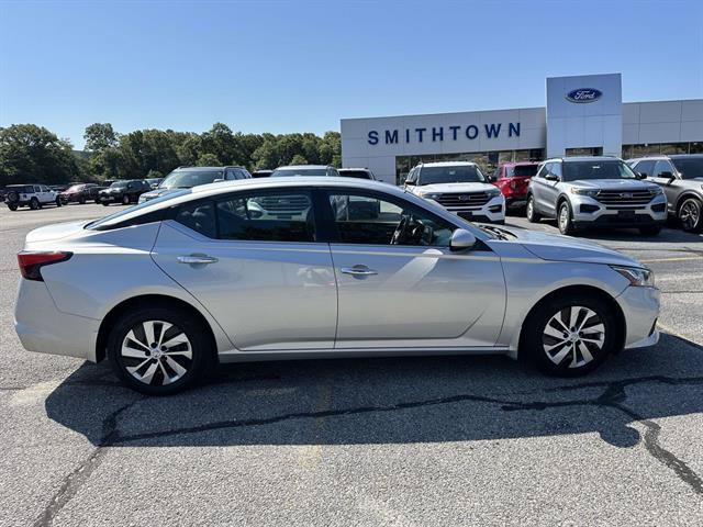 Used 2019 Nissan Altima 2.5 S FWD image 3