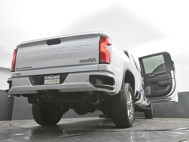 Used 2025 Chevrolet Silverado 2500 High Country w/ Technology Package AWD/4WD image 54