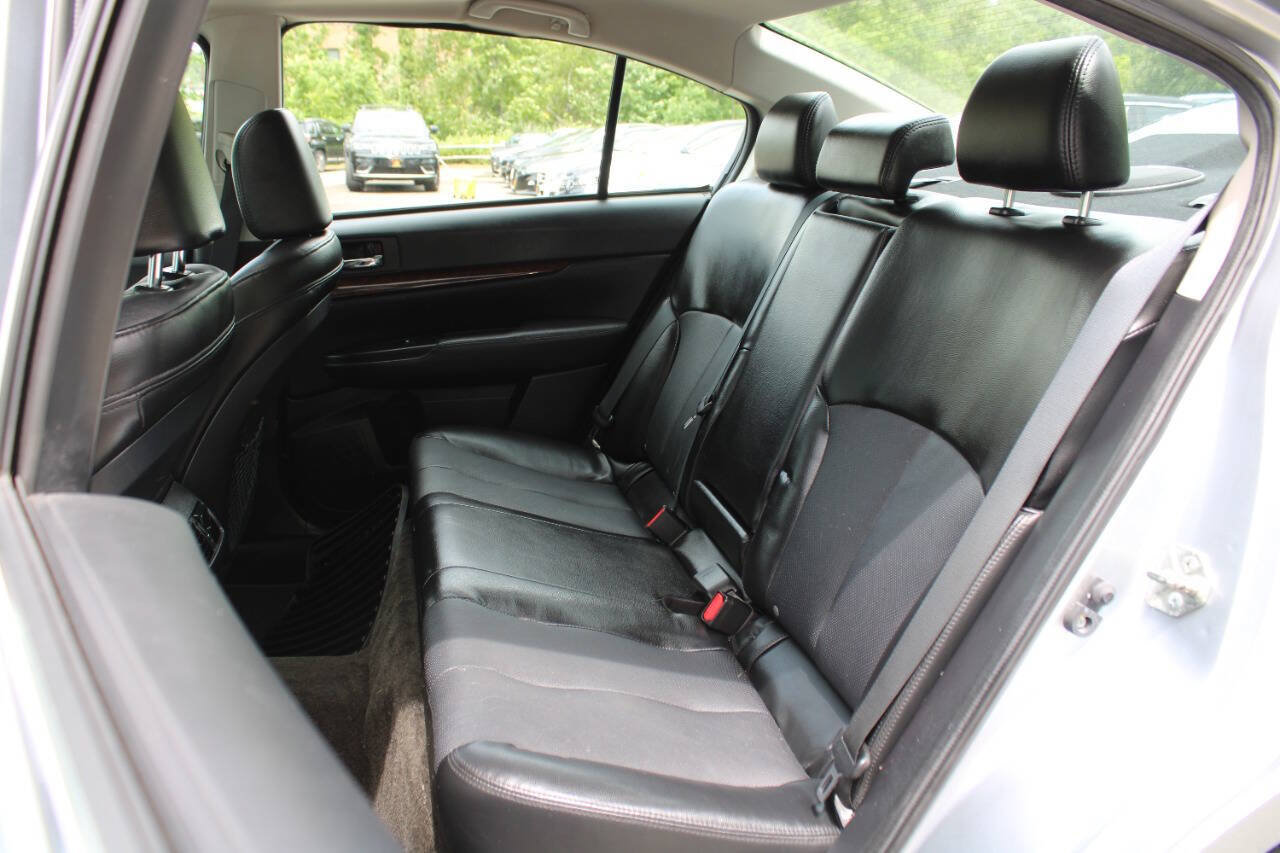 Used 2013 Subaru Legacy 2.5i Limited AWD/4WD image 25