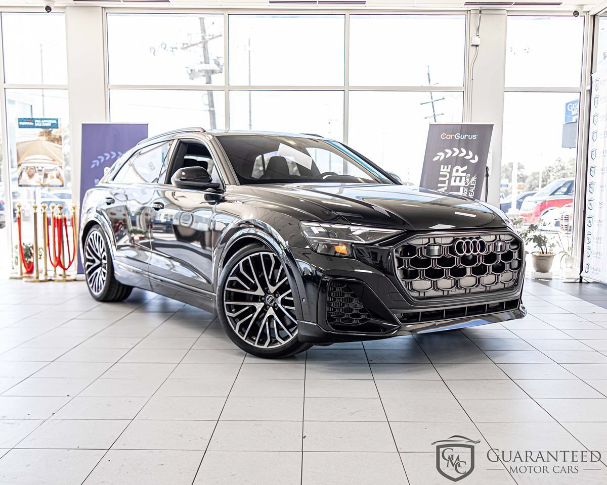 Used 2025 Audi SQ8 Premium Plus w/ 23" Wheel Package AWD/4WD image 3