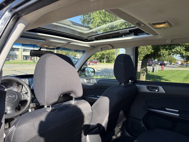 Used 2012 Subaru Forester 2.5X Premium AWD/4WD image 12