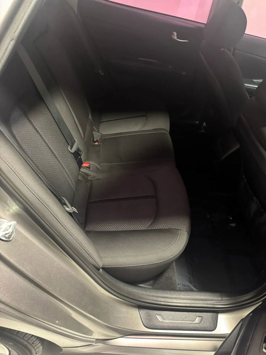 Used 2016 Kia Optima LX FWD image 13