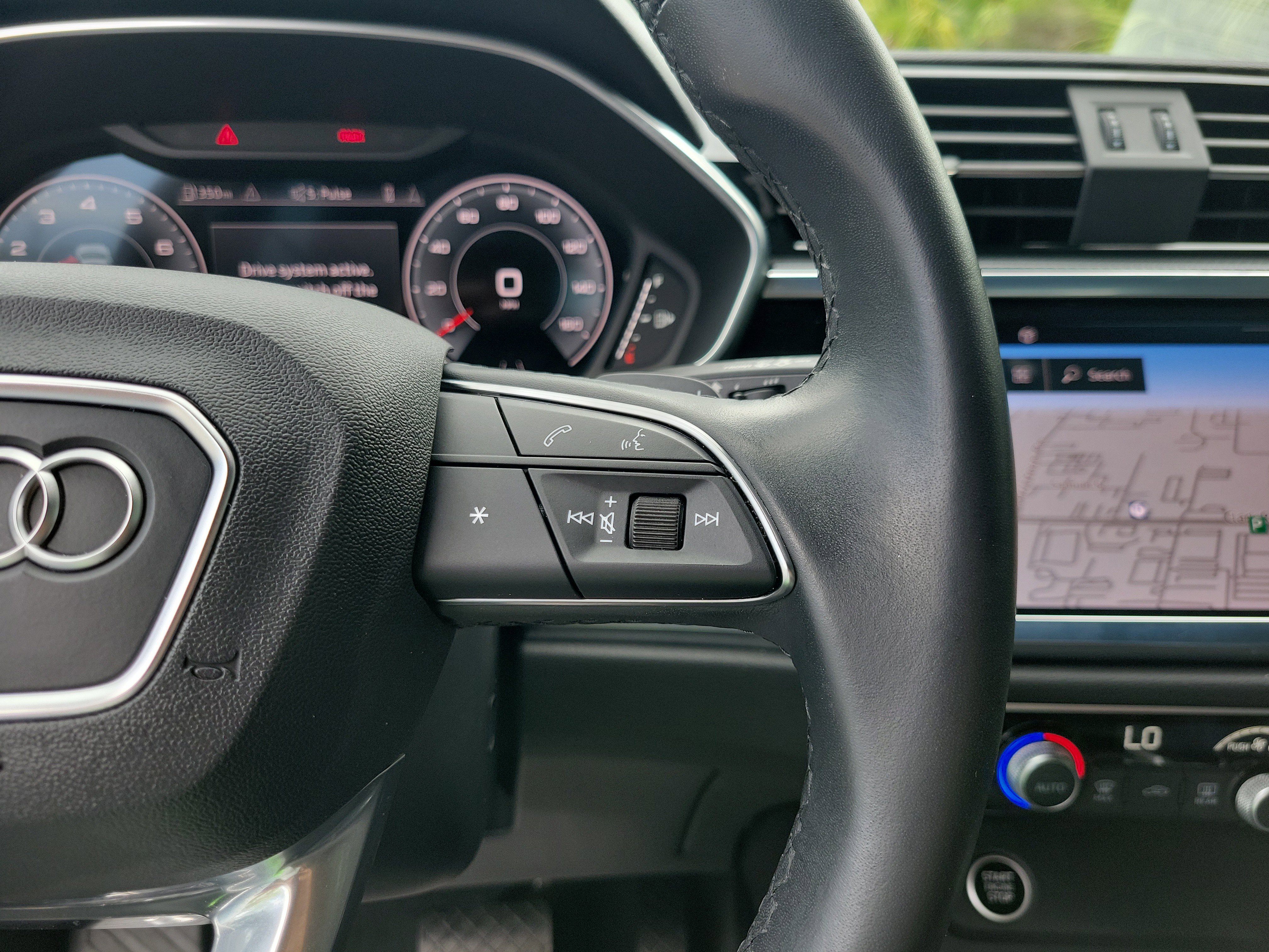 Certified 2024 Audi Q3 2.0T Premium Plus w/ Premium Plus Package image 30