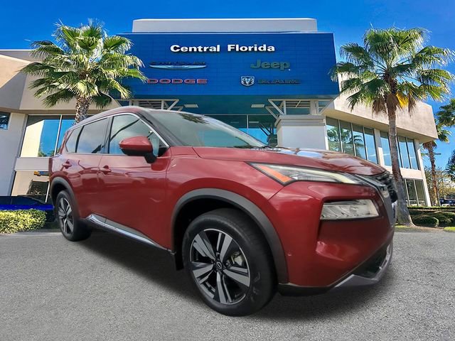 Used 2023 Nissan Rogue SL w/ SL Premium Package image 2