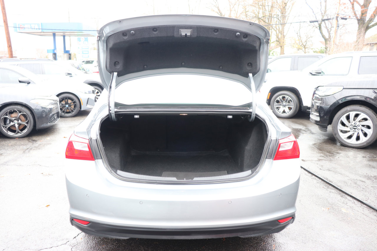 Used 2024 Chevrolet Malibu LT image 45