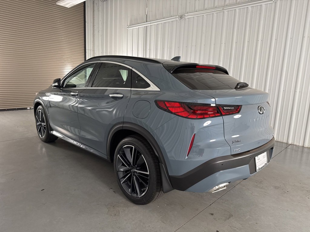 Certified 2025 INFINITI QX55 Luxe w/ Cargo Package image 10