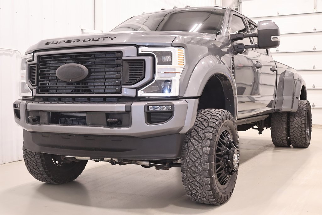 Used 2022 Ford F450 Platinum w/ FX4 Off-Road Package image 5