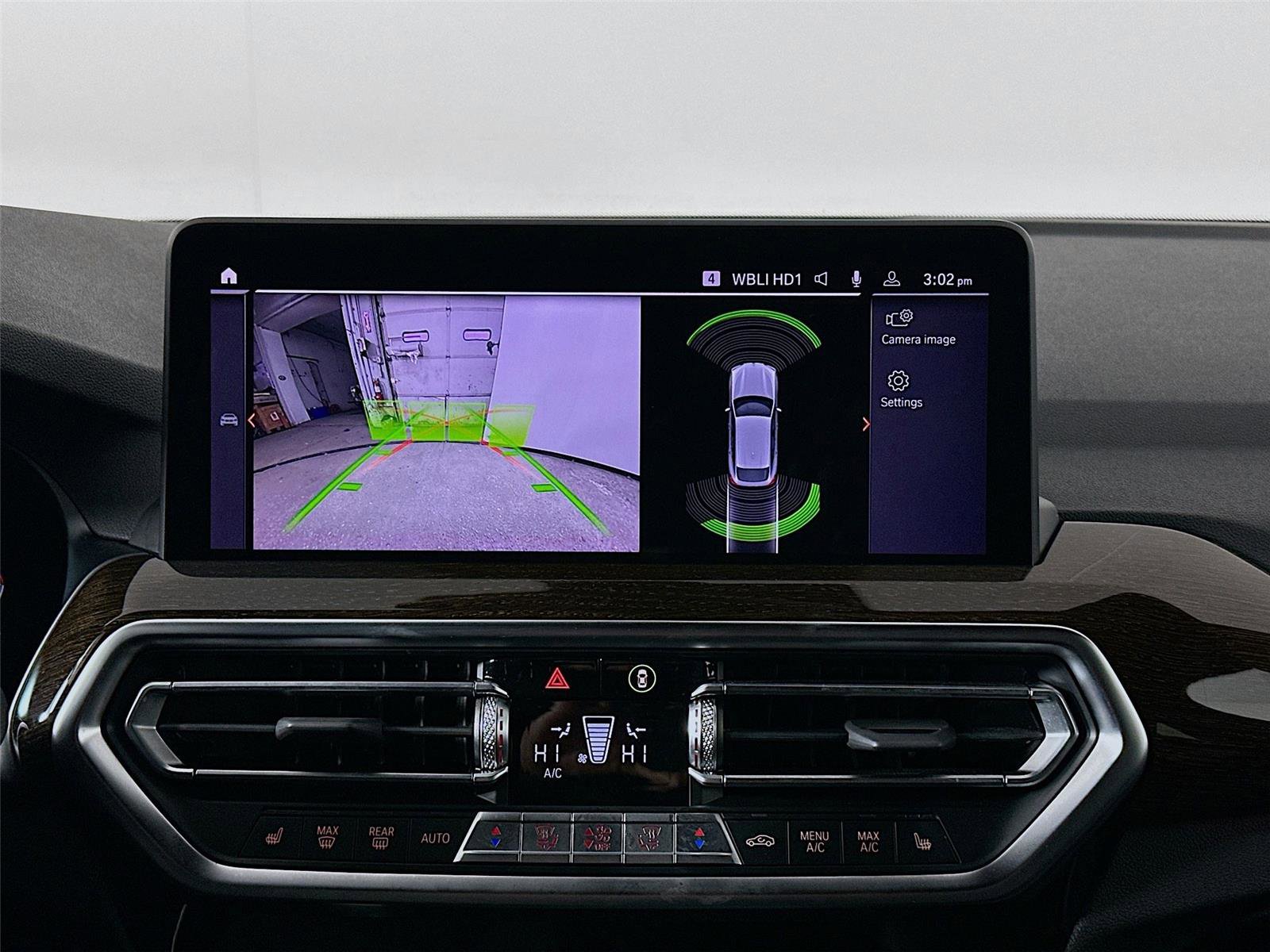 Used 2023 BMW X4 xDrive30i w/ Premium Package image 14