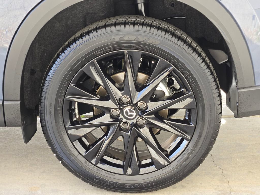Used 2025 MAZDA CX-5 Carbon Edition image 10