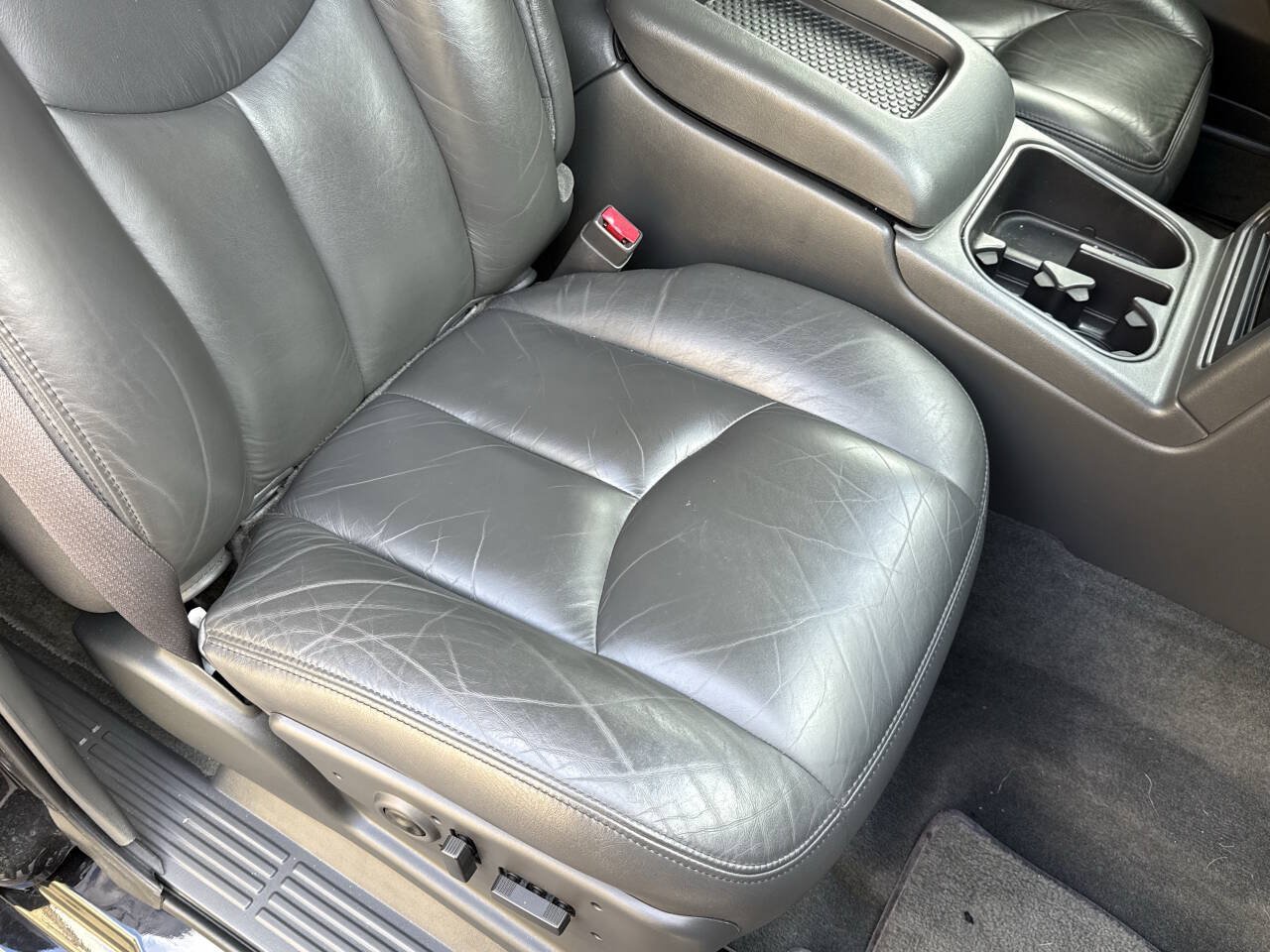 Used 2003 Chevrolet Silverado 1500 SS AWD/4WD image 22