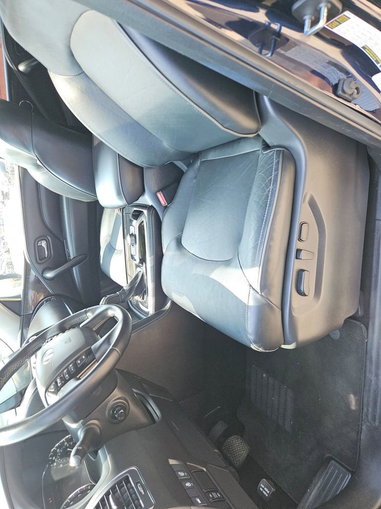 Used 2024 INFINITI QX80 Luxe image 11