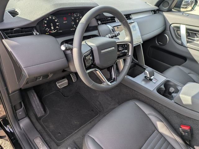 New 2026 Land Rover Discovery Sport Landmark image 7