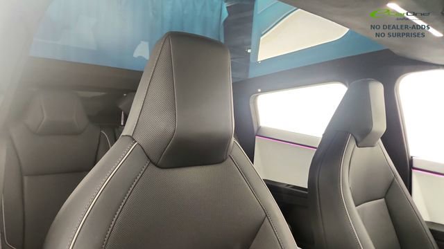 Used 2024 Tesla Cybertruck AWD Crew Cab image 20