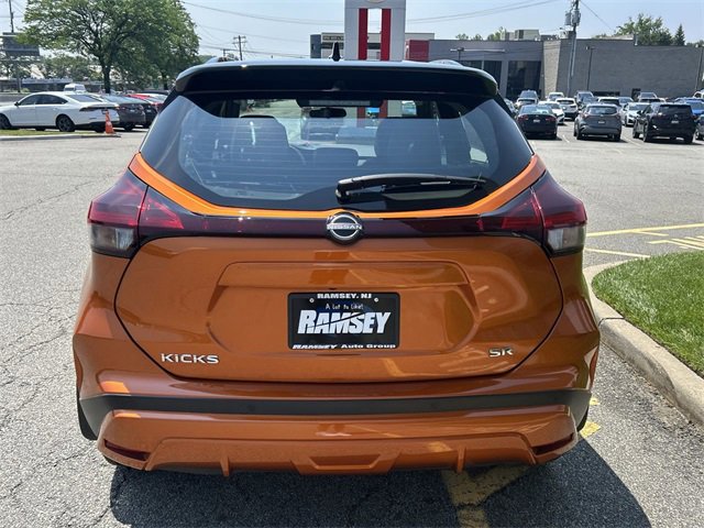 Certified 2024 Nissan Kicks SR w/ SR Premium Package image 7
