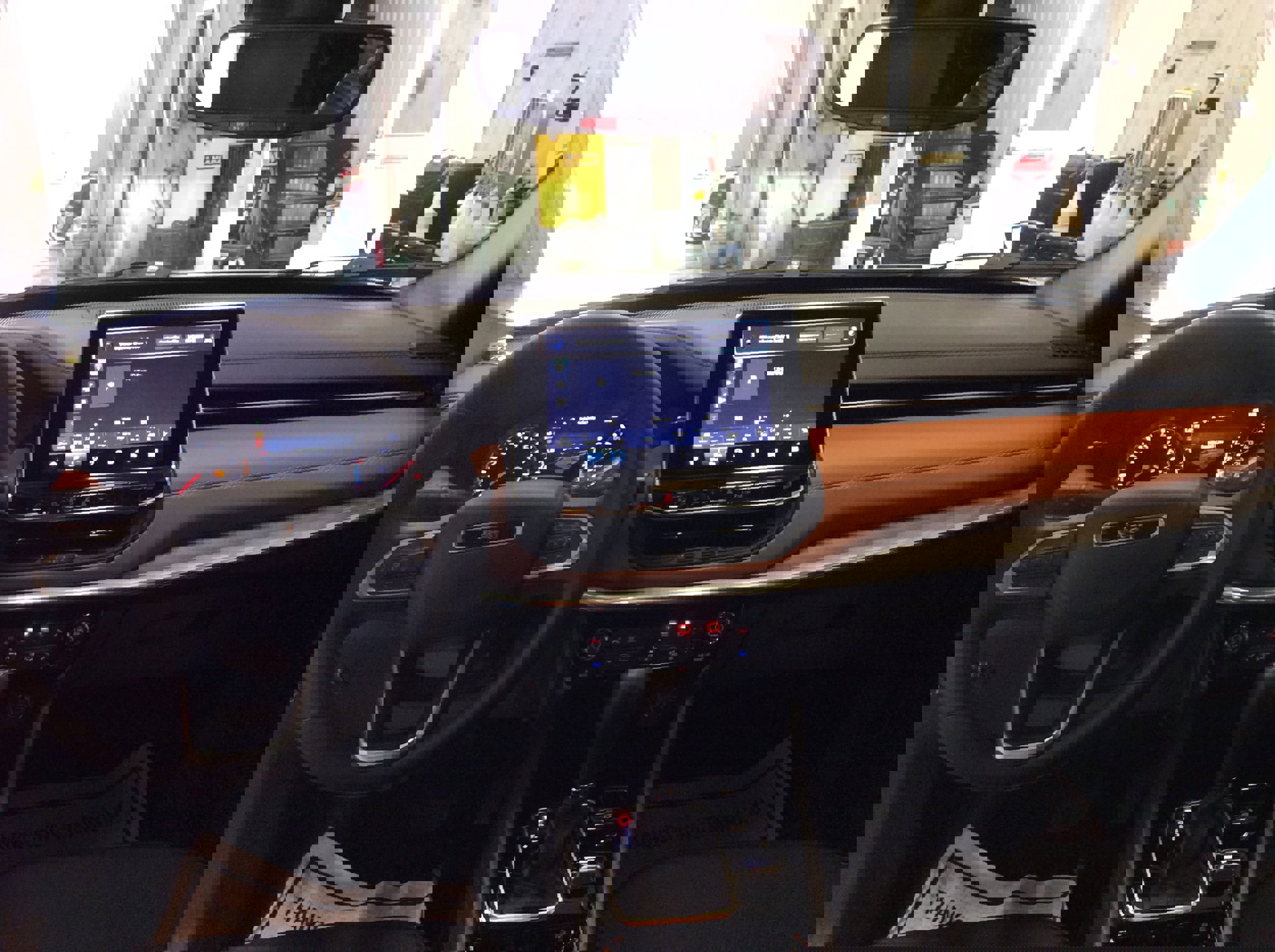 Used 2024 Jeep Compass Limited AWD/4WD image 17