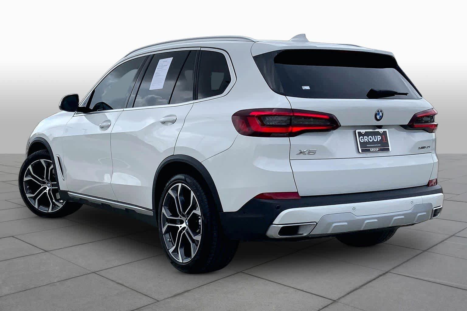 Used 2023 BMW X5 xDrive40i w/ Premium Package image 11