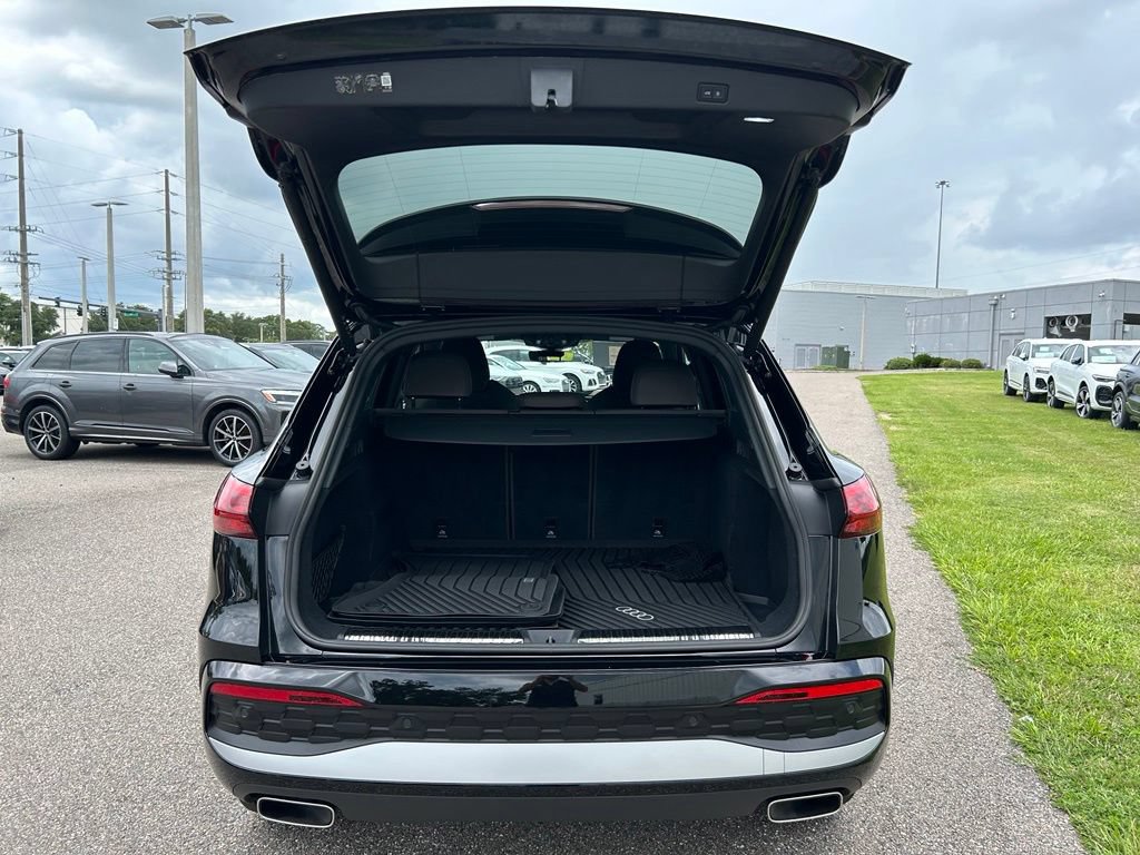 Used 2025 Audi Q5 Premium Plus AWD/4WD image 45