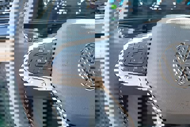 New 2026 Volkswagen Atlas Cross Sport SE image 23