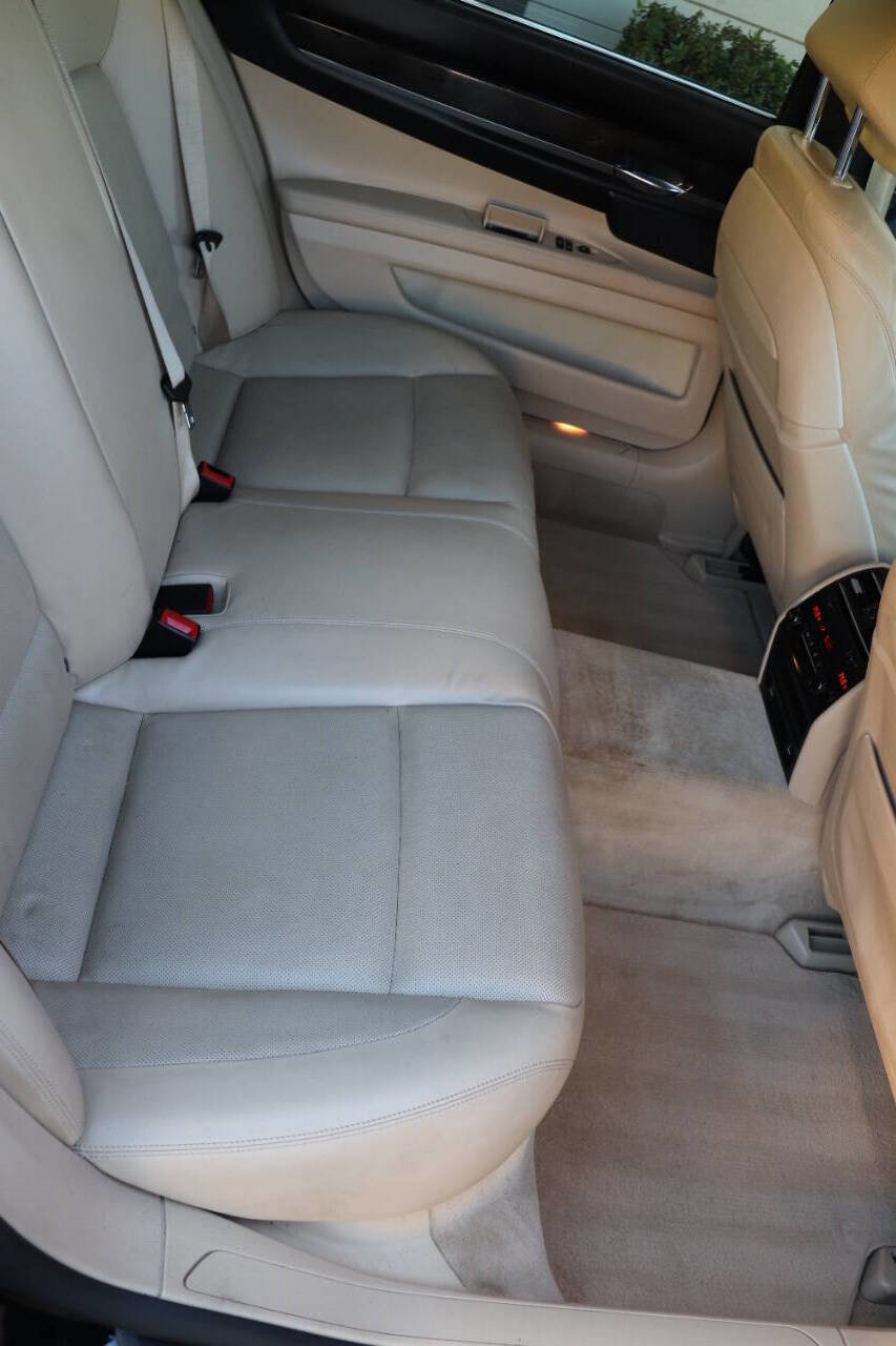 Used 2013 BMW 750Li image 43