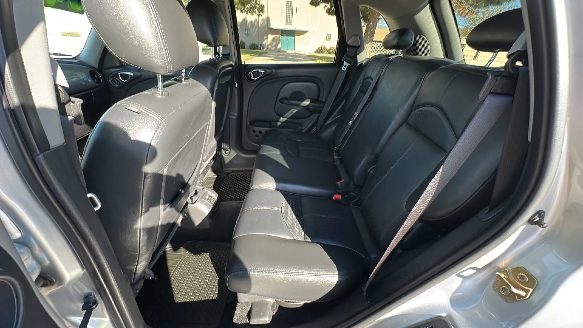 Used 2004 Chrysler PT Cruiser GT image 10