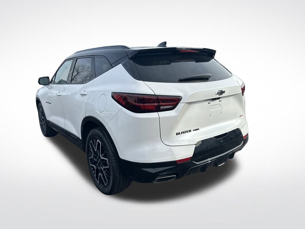 Used 2023 Chevrolet Blazer RS w/ Driver Confidence II Package image 5