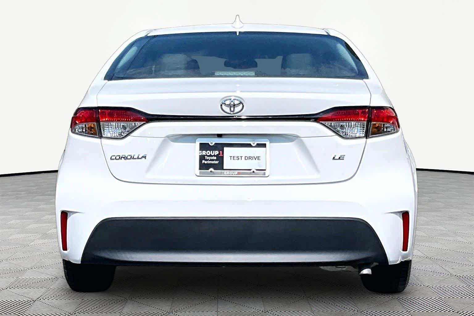 Certified 2024 Toyota Corolla LE FWD image 5