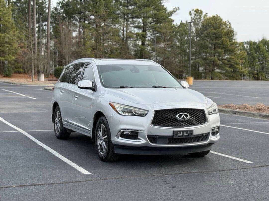 Used 2019 INFINITI QX60 Luxe w/ Essential Package image 1