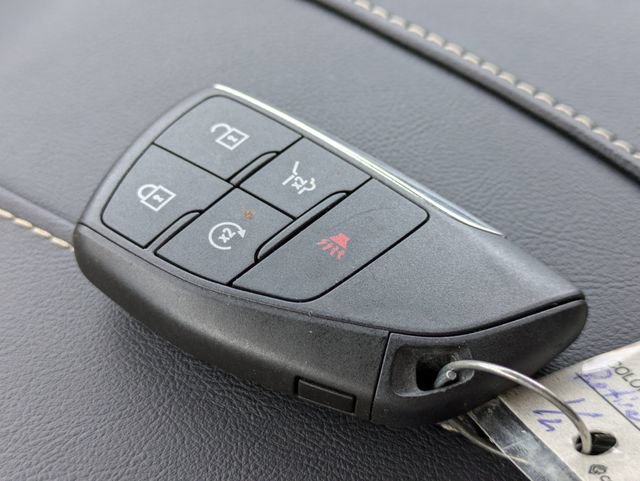 Used 2026 GMC Acadia Elevation w/ Elevation Premium Package FWD image 33